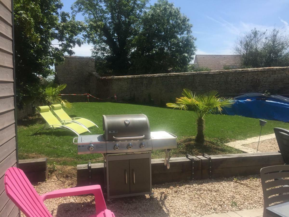 Le Jardin Des Arums Givry  Bagian luar foto